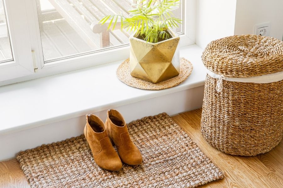 Natural material in holiday let.